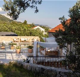 4 Bedroom Villa with Pool and Sea Views in Orašac, near Dubrovnik, Sleeps 8